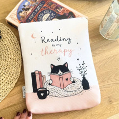Reading is my therapy könyvtok XXL