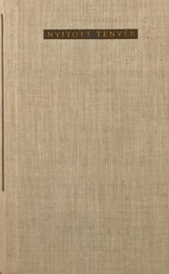 Mocs�r G�bor - Nyitott teny�r