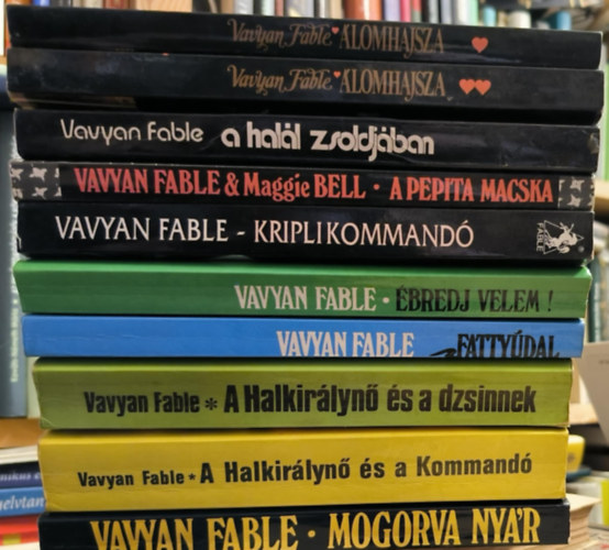 Vavyan Fable - 9 db Vavyan Fable regny