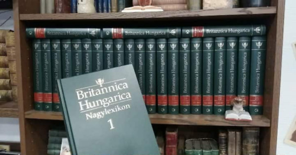 N�dori Attila (f�szerk.) - Britannica Hungarica Nagylexikon 1-25.