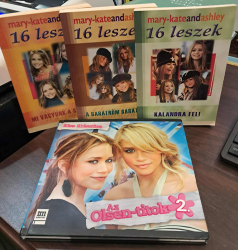 Mary-Kate �s Ashley Olsen 4 db-os K�NYVMENT� AJ�NLAT: Mi vagyunk a szt�rok!, A bar�tn�m bar�tja, Kalandra fel!, Az Olsen-titkok 2.