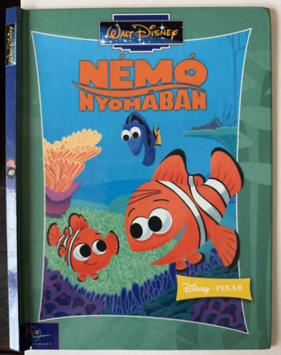 N�m� nyom�ban (Klasszikus Walt Disney mes�k 40.)