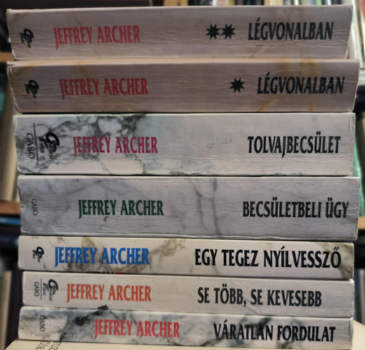 Jeffrey Archer - 7 db Jeffrey Archer k�tet (6 m�)