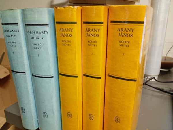 2 db a Nagy klasszikusok sorozatból: Arany János költői művei I-III. + Vörösmarty Mihály költői művei I-II.