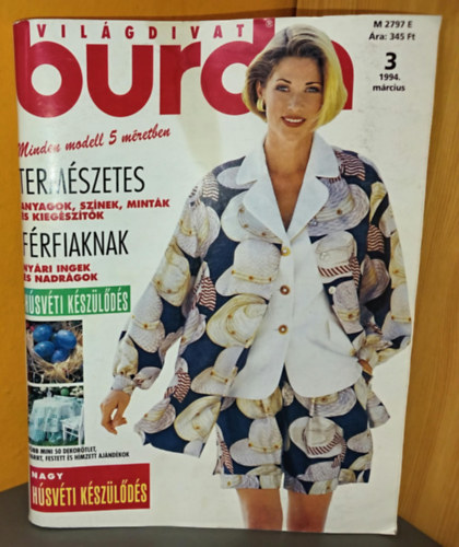 Burda - Burda Vil�gdivat - 1994/3. Sz�m (Nagy h�sv�ti k�sz�l�d�s) Szab�sminta mell�kletekkel