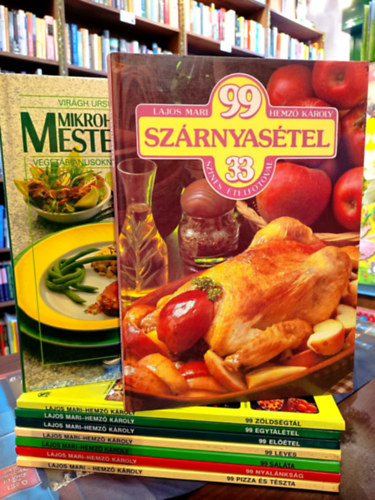 Lajos Mari-Hemző Károly Virágh Ursula-Patyi Árpád - Gasztronómia könyvcsomag 9 darabos KÖNYVMENTŐ AJÁNLAT: Mikrohullámmal mesterfokon, 99 szárnyasétel, 99 zöldségtál 33 színes ételfotóval, 99 egytálétel 33 színes ételfotóval, 99 előétel 33 színes ételfotóval, 99 leves, 99 salá