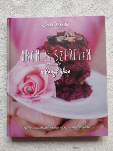 J�n�s M�nika - �r�m �s szerelem a konyh�ban