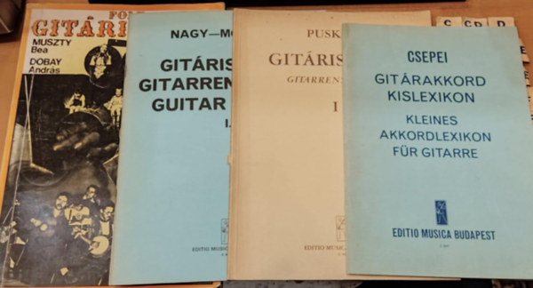 Pusks Tibor, Nagy Erzsbet- Mosczi Mikls, Muszty Bea Csepei Tibor - Dobay Andrs - 4 db gitrtanuls: Gitrakkord kislexikon + Gitriskola I. + Gitriskola I. + Folk gitriskola