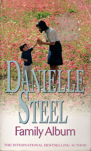 Danielle Steel - Family album