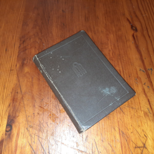 A n�kongreganista k�zik�nyve