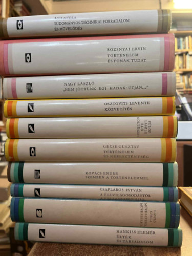 10 db az Elvek és utak sorozatból