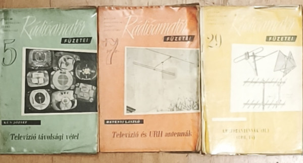 K�n J�zsef Het�nyi L�szl� - 3db f�zet a R�di�amat�r f�zetei c�m� sorozatb�l - R�di�amat�r f�zetei 5.-Het�nyi L�szl�-Telev�zi�s � URH antenn�k, R�di�amat�r f�zetei 7.-K�n J�zsef-Telev�zi� t�vols�gi v�tel, R�di�amat�r f�zetei 29.-Amat�rantenn�k