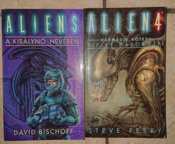 2 db Alien knyv: Ripley hborja + A kirlyn nevben
