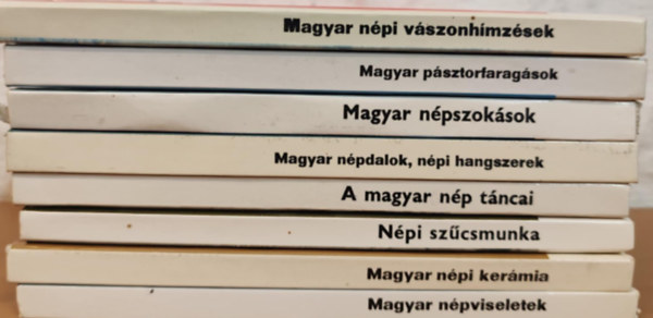 Magyar néprajzi könyvcsomag