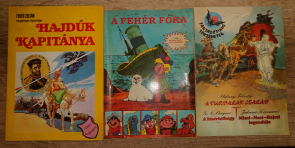 Feh�r Zolt�n Alekszej Tolsztoj - 3 k�pes ifj�s�gi kiadv�ny a '80-as �vekb�l: A Vurdalak csal�d, A feh�r f�ka, Hajd�k kapit�nya