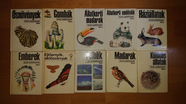 10 Bvr zsebknyv:Hzillatok, Emberek, Ejternyk, siklszrnyak, Felhk, Madarak, Klns llatok, snvnyek, Gombk, llatkerti madarak, llatkerti emlsk