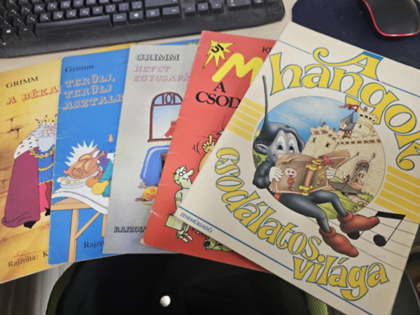 Krenner Istvn, Zenem Kiad Grimm - 5db mesefzet: A hangok csodlatos vilga+ Micu a csodakandr+ Hetet egycsapsra+ Terlj, terlj asztalkn+A bkakirly