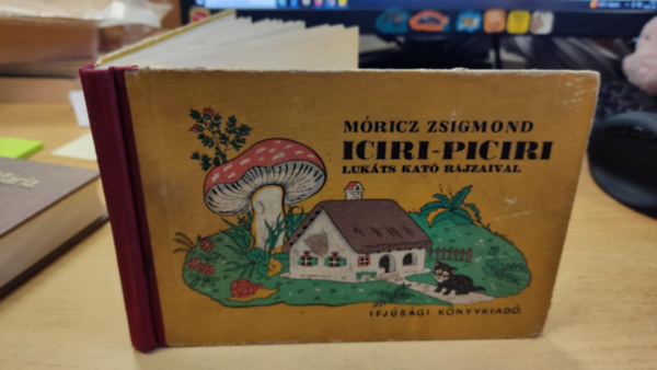 Móricz Zsigmond - Iciri-piciri (K. Lukáts Kató rajzaival)