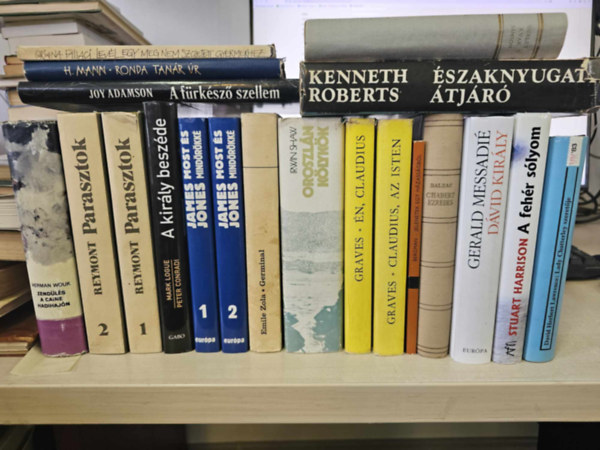 Aldous Huxley, Gerald Messadi, Stuart Harrison, Oriana Fallaci, Heinrich Mann, Robert Graves, Ingmar Bergman, Honor de Balzac, Joy Adamson, Irwin Shaw, James Jones, Emil Zola, Her Kenneth Roberts - 18db-os vilgirodalmi knyvcsomag, KNYVMENT AJNLAT: szaknyugati tjr+ A vak Smson+ Dvid kirly+ A fehr slyom+ Lady Chatterley szeretje+ Levl egy meg nem szletett gyermekhez+ Ronda tanrr+ n, Claudius+ Claudius, az I