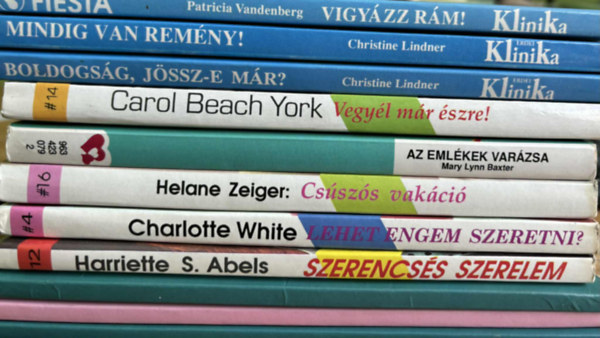 Cynthia Parker, Harriette S. Abels, Charlotte White, Helane Zeiger, Mary Lynn Baxter, Carol Beach York, Christine Lindner, Patricia Vandenberg Judith Kay - 10 db Romantikus knyv