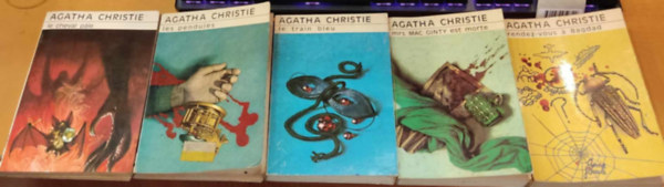 Agatha Christie - 5 db Agatha Christie, francia nyelv: le cheval ple + les pendules + le train bleu + mrs Mac Ginty est morte + rendez-vous  Bagdad (Club des Masques)