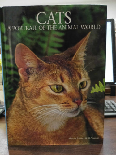 Marcus Schneck - Cats: A Portrait of the Animal World