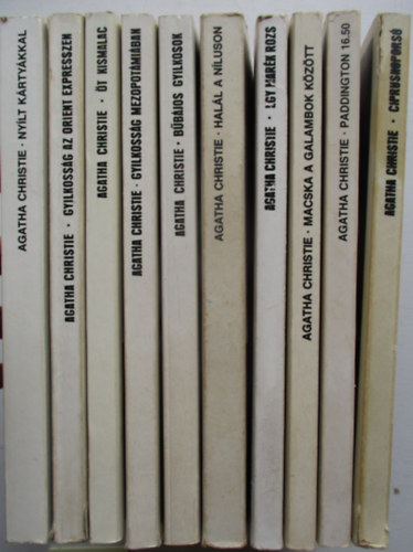 10 db Agatha Christie krimi (Nyílt kártyákkal, Öt kismalac, Bűbájos gyilkosok, Halál a níluson. Egy marék rozs, Paddington 16.50, stb..)