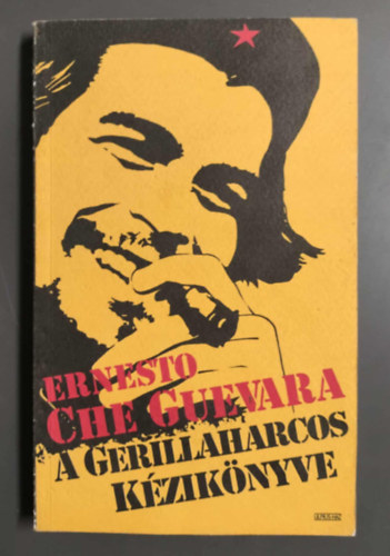 Che Guevara - A gerillaharcos k�zik�nyve