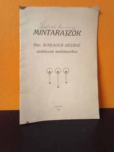 Özv. Schauch Gézáné - Mintarajzok - Özv. Schauch Gézáné szabászati tankönyvéhez 1908