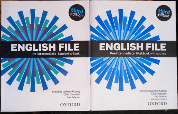 English File - Pre-intermediate Student's Book + Workbook - fourth edition