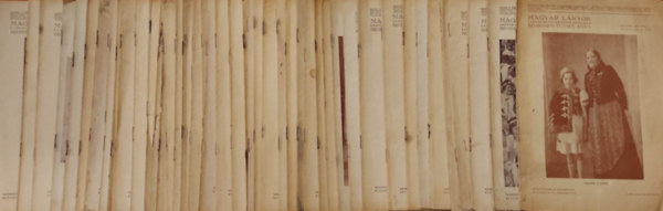 Tutsek Anna (szerk.) - 62 db Magyar Lányok Hetilapja: 1939 Május 7., Június 4.,11.,18., 25, Július 2., 13., 16., 23., 1940 Január 7., 21., Február 4., 11., 18., 25., Március 31., Április 7., 14., 21., 28., Május 5., 19., 26., Pünkösd (33. sz.), Június 2., 9.,16