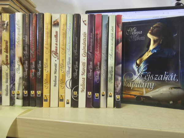 Melissa Moretti - 20db Melissa Moretti, KÖNYVMENTŐ AJÁNLAT: Holdfény hotel, A szerelem szigete, Lazarus doktornő, Bódító levendula, Bella a drága Bella, A máőltai szerető, Megérdemelt szerelem, Őrülten szeretlek, A boldogság háza, Pipacs a szélben, A