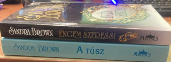 Sandra Brown - 2 db Sandra Brown k�nyvcsomag