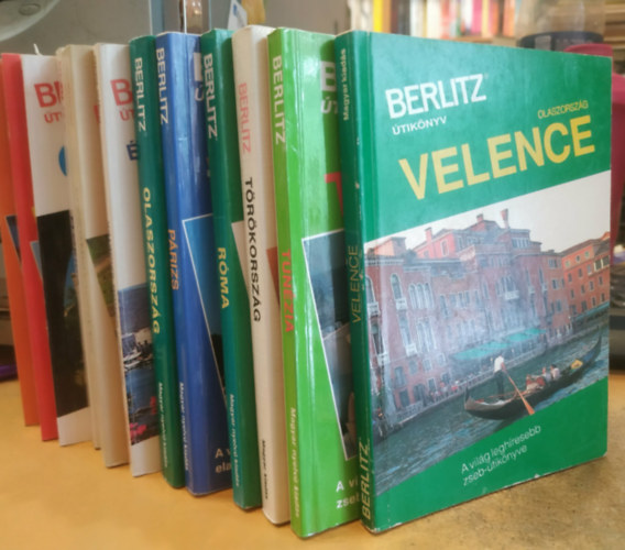 12 db Berlitz zsebk�nyv: Amszterdam + Bale�r-szigetek + Ciprus + Florida + Franciaorsz�g + G�r�g szigetek (�gei-tengeri) + Olaszorsz�g + P�rizs + R�ma + T�r�korsz�g + Tun�zia + Velence