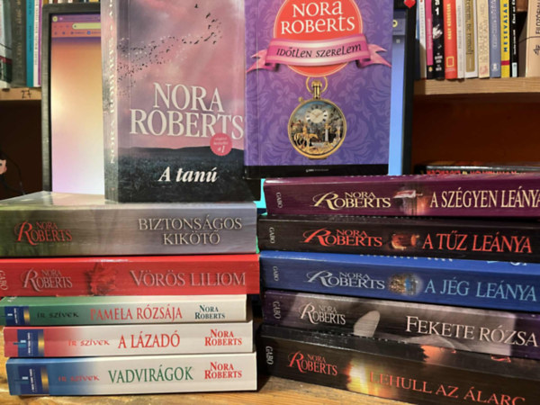 12 db Nora Roberts