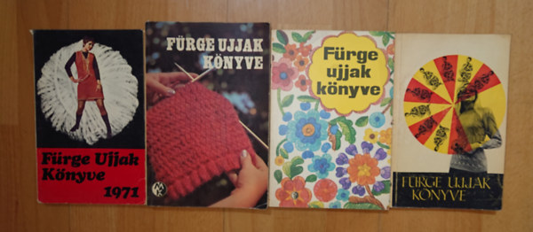 4 Fürge ujjak könyv: Fürge ujjak könyve 1970, Fürge ujjak könyve 1971, Fürge ujjak könyve 1972, Fürge ujjak könyve 1976