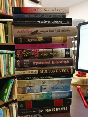 Mario Vargas LLosa, K�szeg Ferenc, Laura D., Anton Disclafani, Korniss Mih�ly, H�y J.-K�r�ssi P. J. , Iain Gale, Elin Hilderbrand, Andr� Schwarz-Bart, Miksz�th K�lm�n Robin Pilcher (szerk.) - K�NYVMENT� AJ�NLAT, 15 db. Sz�pirodalom. Szex �s tand�j +Szeretem a mostoh�mat +Vesz�lyes v�gyak +Magyar �r�k �n�letrajzai+ Vigasztal�sok k�nyve+ Mikor igyak, mikor ne?+ Waterloo n�gy napja+