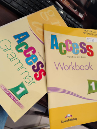 Virginia Evans - Access 1 nyelvtank�nyv + Acces 1 munkaf�zet