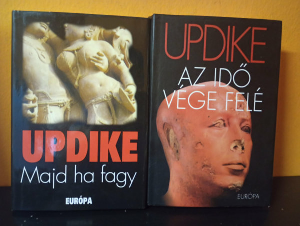 John Updike - 2 db. John Updike mű: Majd ha fagy, az idő vége felé