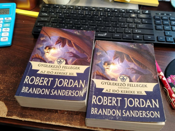 Robert Jordan - Gy�lekez� fellegek I-II. - Az id� kereke