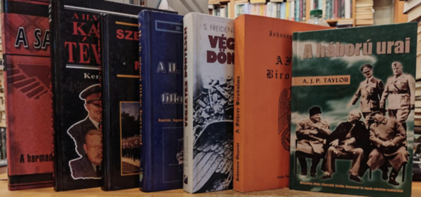 Johannes Öhquist, Seymour Freiden A. J. P. Taylor - Ian V. Hogg, Michael Burleigh, Kenneth Macksey, Robin Cross William Richardson - 7 db II. Világháború: A háború urai; A Führer Birodalma; Végzetes döntések; A II. világháború német titkos fegyverei; Szembesülve a náci múlttal; A II. Világháború katonai tévedései; A Sas bukása (A harmadik birodalom utolsó na