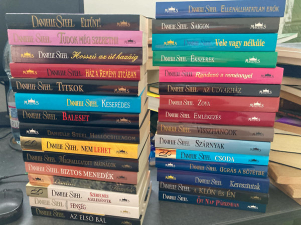 Danielle Steel - 30 db Danielle Steel ktet
