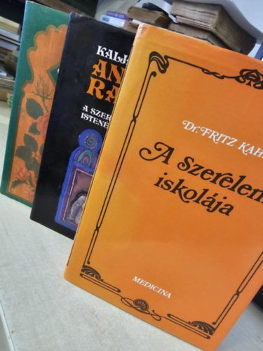 Kalj�namalla, Fritz dr. Kahn Muhammad An-Nefzawi - 3 db m�: Muhammad An-Nefzawi: Az illatos kert + Kalj�namalla: Anangaranga + Kahn: A szerelem iskol�ja