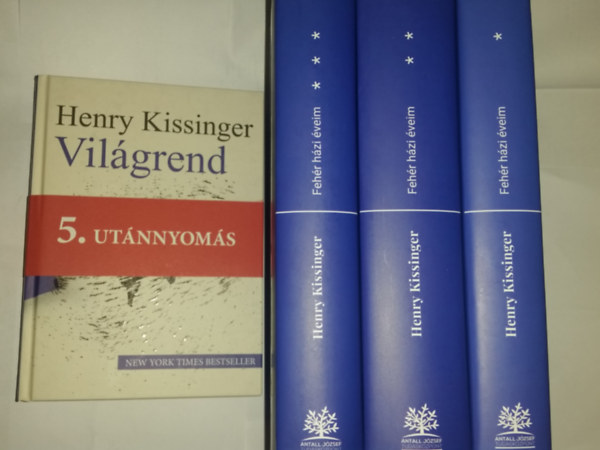 Kissinger, Henry Kissinger - Kissinger kt alapmve egytt Vilgrend+Fehr hzi veim 1-3.