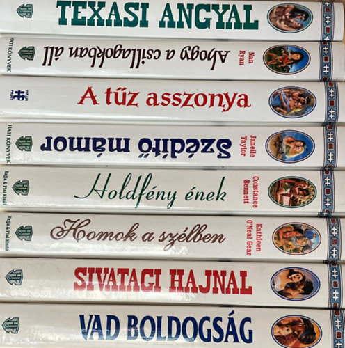 Nan Ryan, Joanne Redd, Janelle Taylor, Constance Bennett, Kahleen O'Neal Gear, Raine Cantrell, Cassie Edwards Mary Martin - 8 db-os KNYVMENT AJNLAT, romantikus: Texasi angyal, Ahogy a csillagokban ll, A tz asszonya, Szdt mmor, Holdfny nek, Homok a szlben. Sivatag hajnal, Vad boldogsg