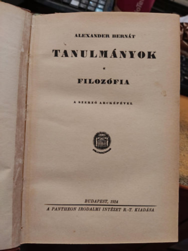 Alexander Bernt - Tanulmnyok-filozfia
