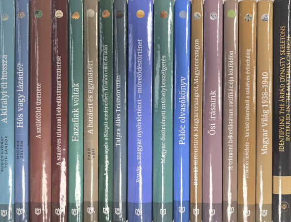 T�th S�ndor, Magyar Zolt�n, Vajda Andr�s, K�� Art�r, Vizi L�szl� Tam�s, Fab� Edit , Zelliger Erzs�bet, Nepar�czki Endre, Feh� Busics Gy�rgy (szerk.), Pomozi P�ter, K�sa Csaba (szerk.) - 17 db Magyars�gkutat� int�zet: A kir�lyi �l hossza: Rekonstru�lhat�-e az egykori hosszm�rt�kegys�g?+ H�s vagy l�zad�?+ A sz�l�f�ld �zenete+ A sz�z�ves trianoni b�kedikt�tum sz�let�se+ stb...