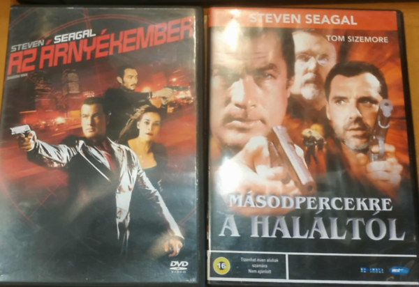 Steven Seagal - 2 db Steven Seagal: Az �rny�kember + M�sodpercekre a hal�lt�l (2 DVD)