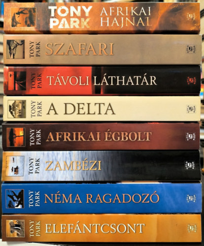 Tony Park - Tony Park könyvgyűjtemény (8 db könyv) / Zambézi, Távoli láthatár, Elefántcsont, Néma ragadozó, A Delta, Afrikai hajnal, Afrikai égbolt, Szafari