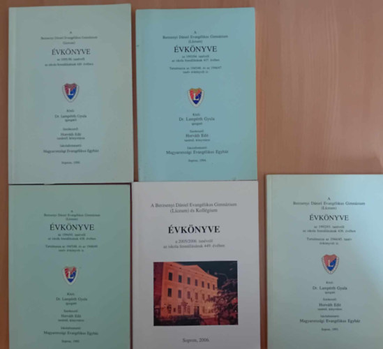 A Berzsenyi Dániel Evangélikus Gimnázium (Líceum) és kollégium Évkönyvei (8 db)
